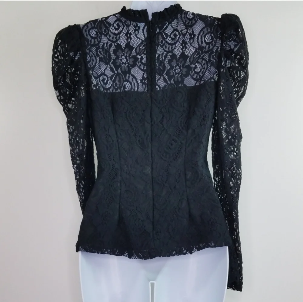 Aqua Black Lace Sleeve Top Size Small